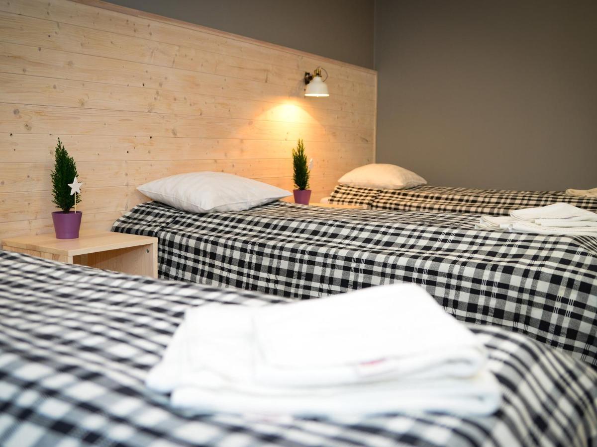 Zlote Gory - Czarna Gora Bed & Breakfast Sienna  Bagian luar foto